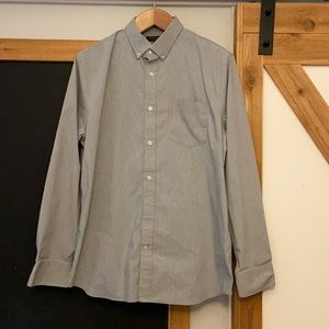 Banana Republic men’s dress shirt